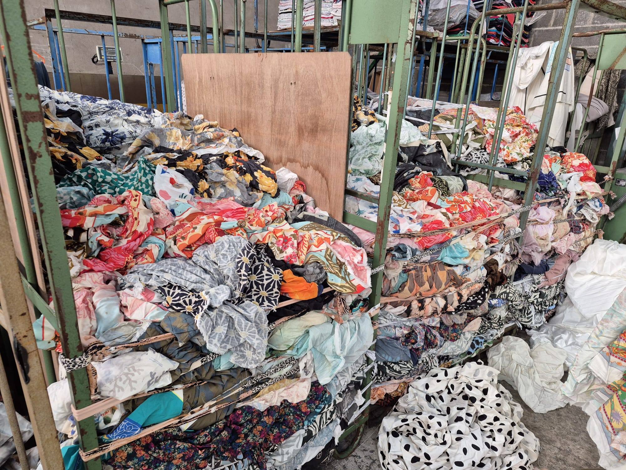 bulk viscose fabric stock in European warehouse